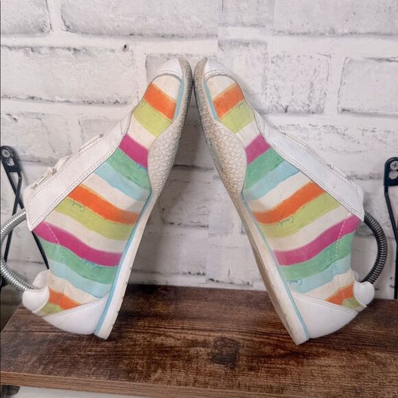 COACH CLASSIC SIGNATURE KYRIE VINTAGE TENNIS JOGGING SNEAKER SHOES WOMENS 8 - Picture 2 of 6